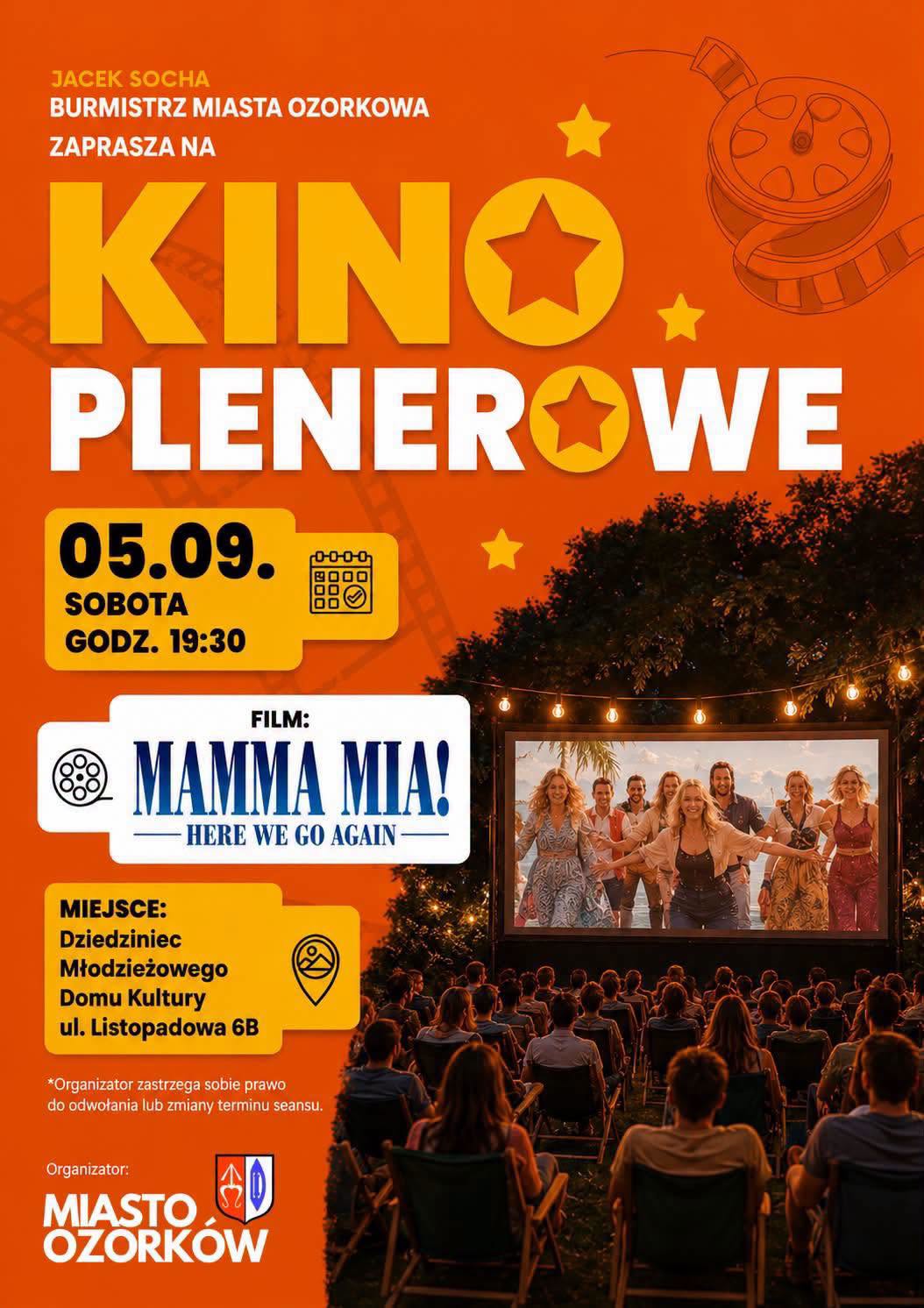 Plakat informujący o seansie Kina Plenerowego